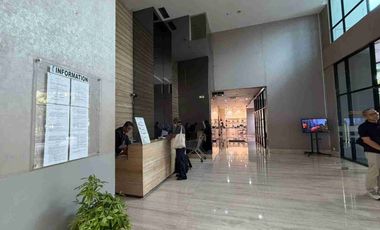 Dijual Apartemen 4BR, lt.6, pool view, di Hampton's Park Pondok indah