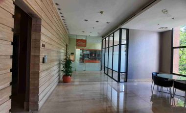 Dijual Apartemen 4BR, lt.6, pool view, di Hampton's Park Pondok indah