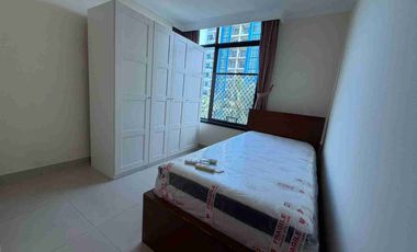 Dijual Apartemen 4BR, lt.6, pool view, di Hampton's Park Pondok indah