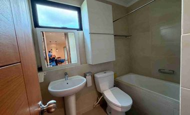 Dijual Apartemen 4BR, lt.6, pool view, di Hampton's Park Pondok indah