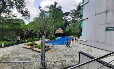 Dijual Apartemen 4BR, lt.6, pool view, di Hampton's Park Pondok indah