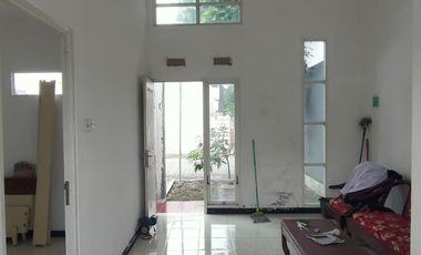 Rumah Dekat Bandara Juanda Lokasi Permata Kwangsan Residence