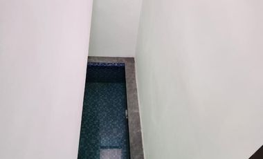 Di Jual Rumah Citra 1 Boulevard Lengkap dengan Kolam Renang