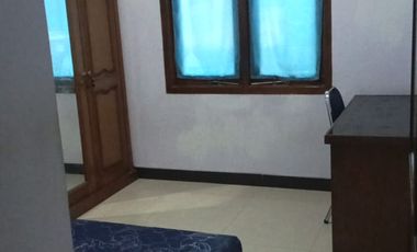 Dijual Rumah 2 Lantai Lokasi Strategis di Meruya - Jakarta Barat