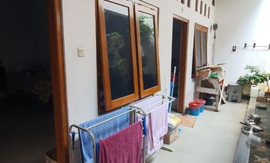 Dijual Rumah 2 Lantai Lokasi Strategis di Meruya - Jakarta Barat