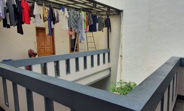 Dijual Rumah 2 Lantai Lokasi Strategis di Meruya - Jakarta Barat