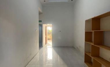 TAKE OVER 89JT 3 Menit ke Tol Sawangan Depok di Puri Hasanah Mampang