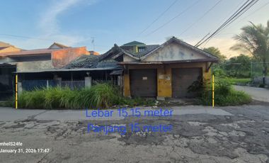 Dijual rumah bahan hitung tanah posisi hook di jalan Alpukat raya Harapan Indah Bekasi