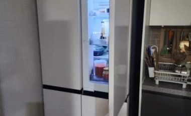 Fully Furnished Condominium with Lake View