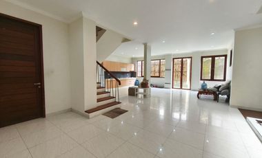 For Lease Monthly or Yearly Luxury Modern Villa With Big Stunning Pool And Sea View 3 Floor In Goa Gong, Jimbaran.