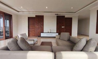 For Lease Monthly or Yearly Luxury Modern Villa With Big Stunning Pool And Sea View 3 Floor In Goa Gong, Jimbaran.