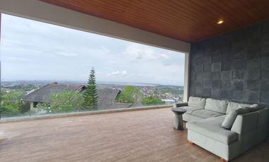 For Lease Monthly or Yearly Luxury Modern Villa With Big Stunning Pool And Sea View 3 Floor In Goa Gong, Jimbaran.