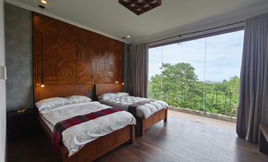 For Lease Monthly or Yearly Luxury Modern Villa With Big Stunning Pool And Sea View 3 Floor In Goa Gong, Jimbaran.