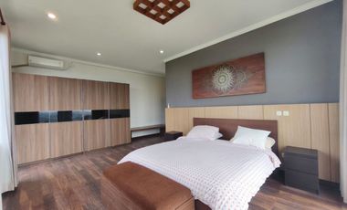 For Lease Monthly or Yearly Luxury Modern Villa With Big Stunning Pool And Sea View 3 Floor In Goa Gong, Jimbaran.