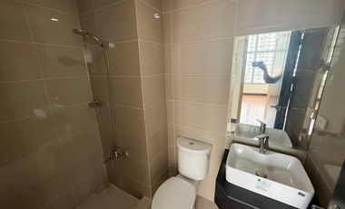 3 Bedroom Condo FOR SALE in One Central Salcedo Makati across RCBC Plaza