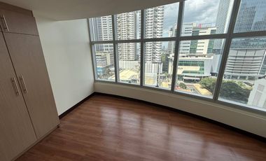3 Bedroom Condo FOR SALE in One Central Salcedo Makati across RCBC Plaza