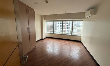 3 Bedroom Condo FOR SALE in One Central Salcedo Makati across RCBC Plaza