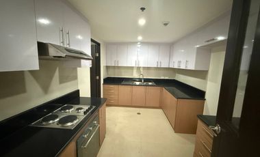 3 Bedroom Condo FOR SALE in One Central Salcedo Makati across RCBC Plaza