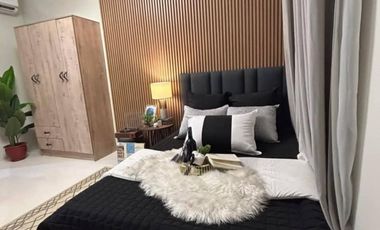 Condo For Sale in PASAY City. TAFT ave. near DE LA SALLE University, and LRT Vito Cruz.