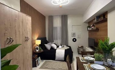 Condo For Sale in PASAY City. TAFT ave. near DE LA SALLE University, and LRT Vito Cruz.