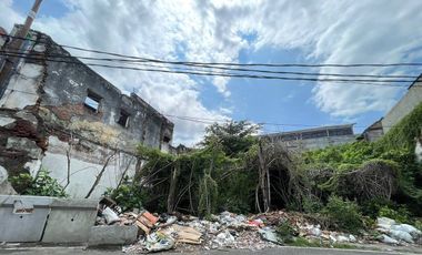 Land on Jl. Samudra Bongkaran, Surabaya. Strategic Location