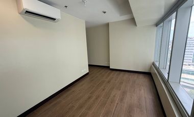 2 Bedroom Condo FOR SALE in One Central Salcedo Makati