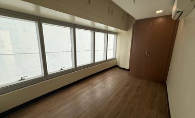 2 Bedroom Condo FOR SALE in One Central Salcedo Makati