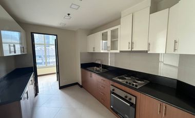 2 Bedroom Condo FOR SALE in One Central Salcedo Makati