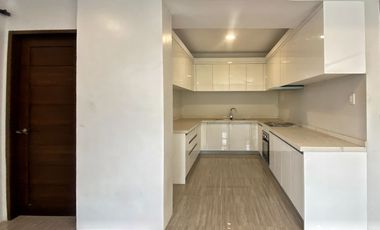for Sale 4 Storey Modern Townhouse in Teachers Village Q.C. KSA
