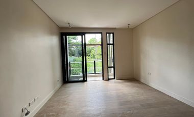 For Sale Modern 3 Storey Townhouse 4 BR in Teachers Village Q.C. KSA