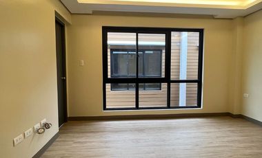 For Sale Modern 3 Storey Townhouse 4 BR in Teachers Village Q.C. KSA