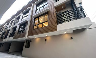 For Sale Modern 3 Storey Townhouse 4 BR in Teachers Village Q.C. KSA