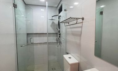 For Sale Modern 3 Storey Townhouse 4 BR in Teachers Village Q.C. KSA