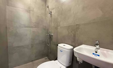 Townhouse 3 Lantai di Lebak Bulus Cilandak, Jakarta Selatan Siap Huni