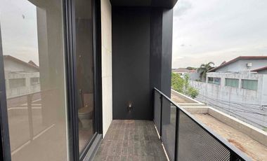 Rumah Di kemang Siaphuni 3 Lantai Termurah Di Jakarta Selatan