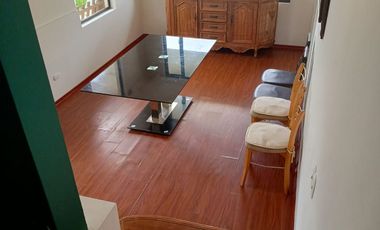 Casa independiente en venta sector norte.