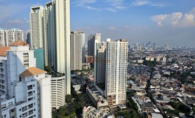 Turun Langsung ke Mall Central Park Sewa 2BR Furnished Bagus di Central Park Residence Akses Kolam Renang, Gym Dekat ke Neo Soho, Taman Anggrek & Tol