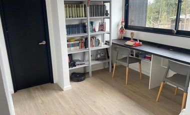 Desde abril,  Boldos de Santa Adela, sin muebles