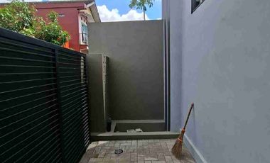 DIJUAL KOST BARU MASIH PROSES FINISHING UTARA PAKUWON MALL CONDONGCATUR SLEMAN