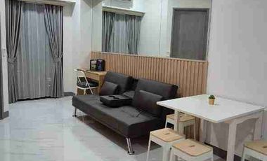 Di sewakan apartment full furnish 2 kamar tidur lokasi strategis diatas mall Pakuwon bekasi dan selangkah dari pintu toll barat