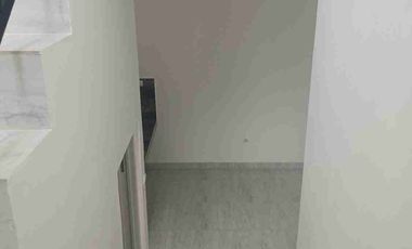 rumah mewah siap huni di Balekambang Condet Jakarta timur