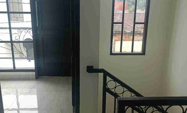 rumah mewah siap huni di Balekambang Condet Jakarta timur