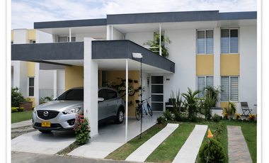 Casa de Alto Nivel en Girasoles del Castillo – 670 Millones (Negociables)