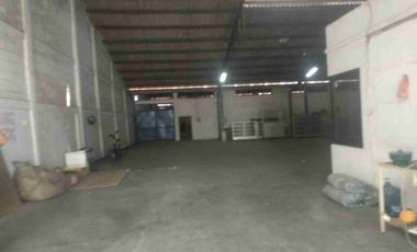 Gudang Siap Pakai Nol Jalan Raya Sedati dekat Bandara Juanda, Tropodo, Betro