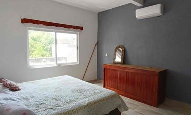 Casa en venta con amplio terreno recámara en planta baja Col plan de ayala