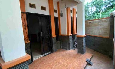 DIJUAL RUMAH SIAP HUNI 
Perum Lembah Parahyangan Cimahi