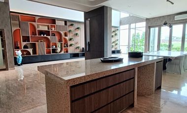 DIJUAL & DISEWAKAN  Rumah 4 Lantai The Chopin Signature, Golf Island, PIK