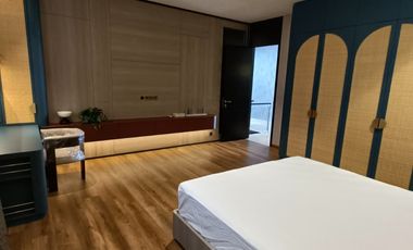 DIJUAL & DISEWAKAN  Rumah 4 Lantai The Chopin Signature, Golf Island, PIK