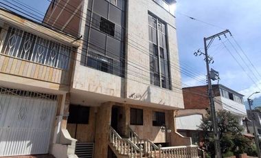 SE ARRIENDA HERMOSO APARTAMENTO DUPLEX EN PROVENZA