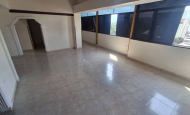 SE ARRIENDA HERMOSO APARTAMENTO DUPLEX EN PROVENZA